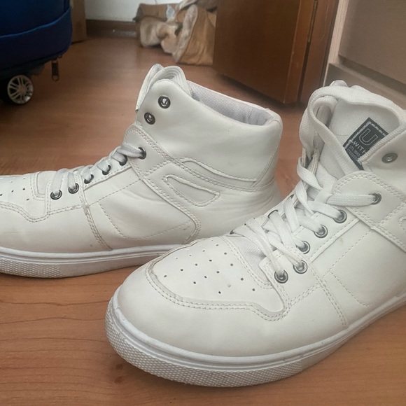 Ubran sneakers size10 - Picture 3 of 3